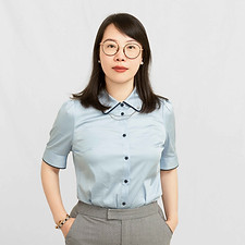 杨风琴形象照